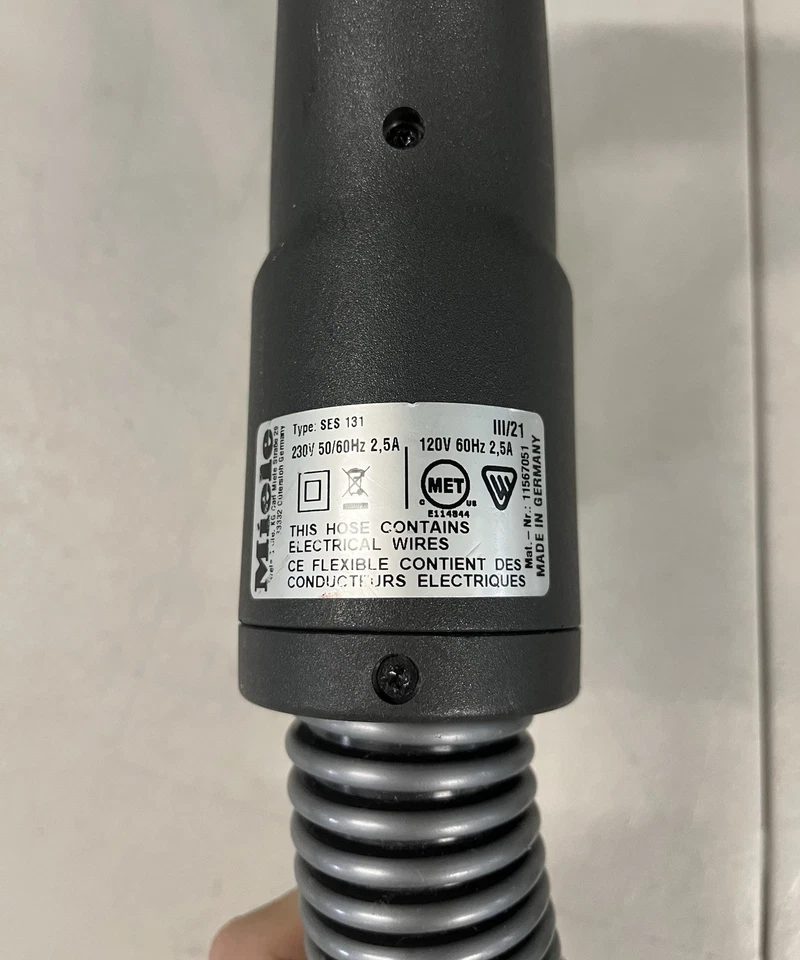 Mangueira elétrica MIELE SES131 com controles de velocidade variável - Funcionamento testado - Imagem 2 de 4