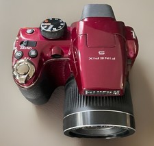 FUJIFILM FinePix S4080 14 MP 30x Zoom Digital Camera Red Needs Battery Working