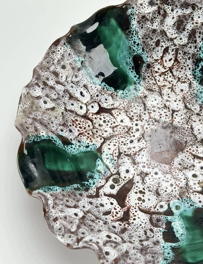 Large Vintage Vallauris Ceramic Fruit Bowl - Image 3 of 4