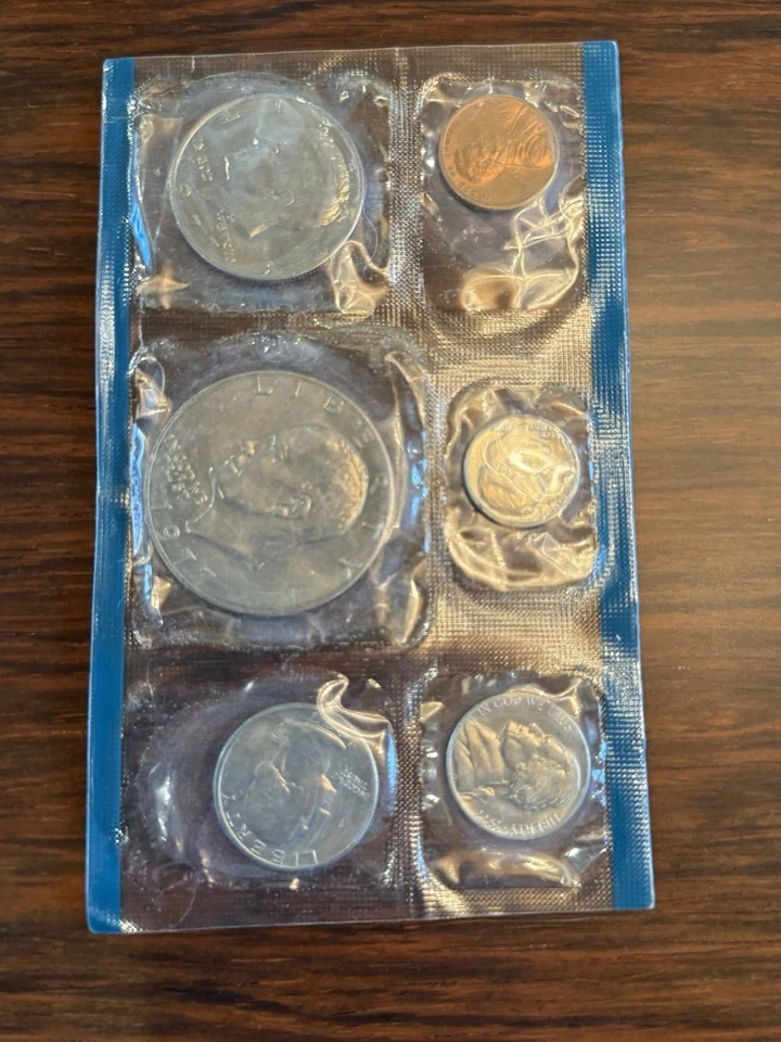 Lote de 6 juegos de monedas vintage sin circular de Estados Unidos como nuevas (años 60-70) embalaje gubernamental Foto 4 de 4