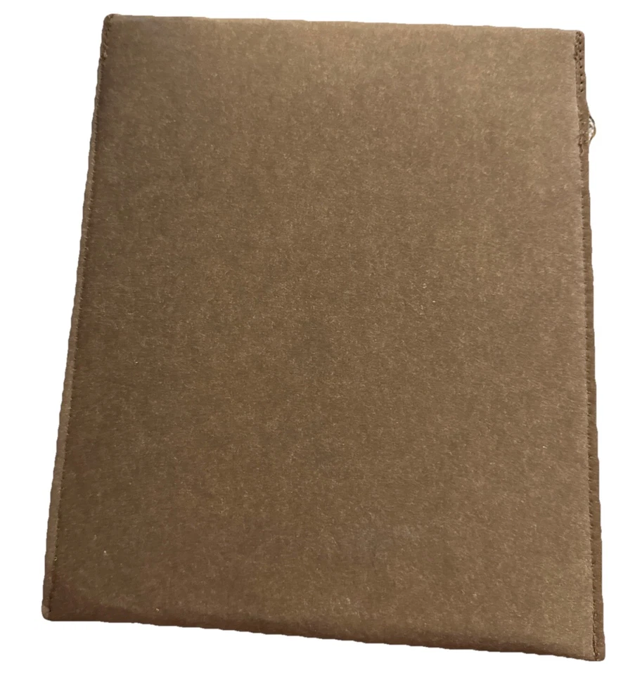 NWT The Earth Company Natural iPad 10in Protective Felt Lined Sleeve For Tablets - Image 3 of 4