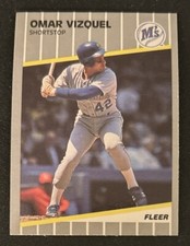1989 Fleer Update Omar Vizquel Baseball Rookie Card RC #U-62 Mariners Shortstop. rookie card picture
