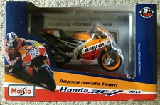 RARE MAISTO 2014 HONDA RC213V REPSOL HONDA #26 DANI PEDROSA 1/18 DIECAST 31587