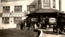 C.1920 PERRY, IOWA AREA FARMERS COOPERATIVE CREAMERY SIGN OCCUPATIONAL PHOTO F2