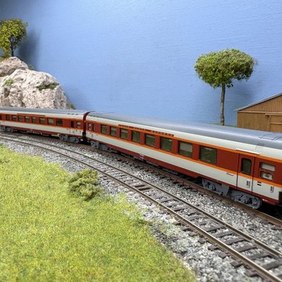 2 cars ''Grand Confort'', TEE, 1CL, SNCF, Ep. IV - MINITRIX 15691 - N 1/160