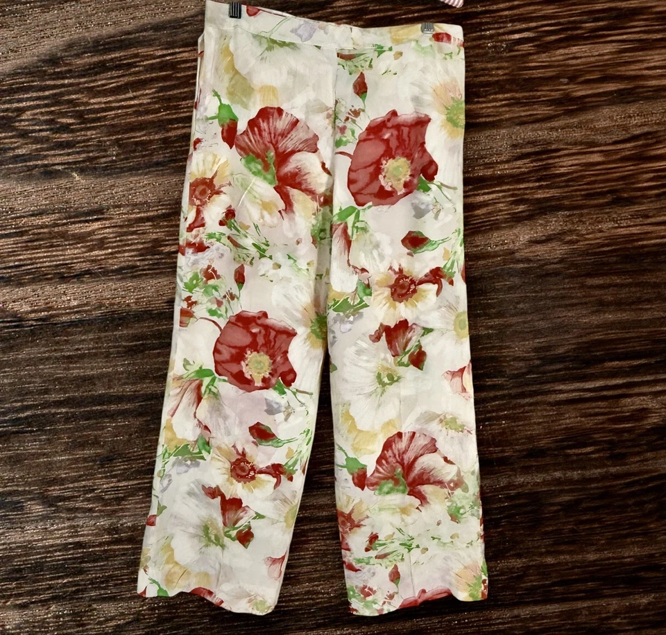 Pantalones de pierna ancha con estampado floral 100 % seda Valentino Spa talla 8 para mujer hechos en Italia Foto 4 de 4