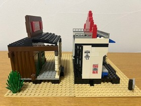 LEGO 1996 release Gold City Junction 6765 Vintage