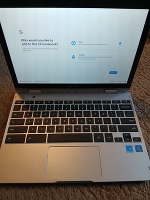SAMSUNG CHROMEBOOK PLUS XE520QAB-K04US 12.2'' FHD CELERON 3965Y 4gb, 64gb eMMC