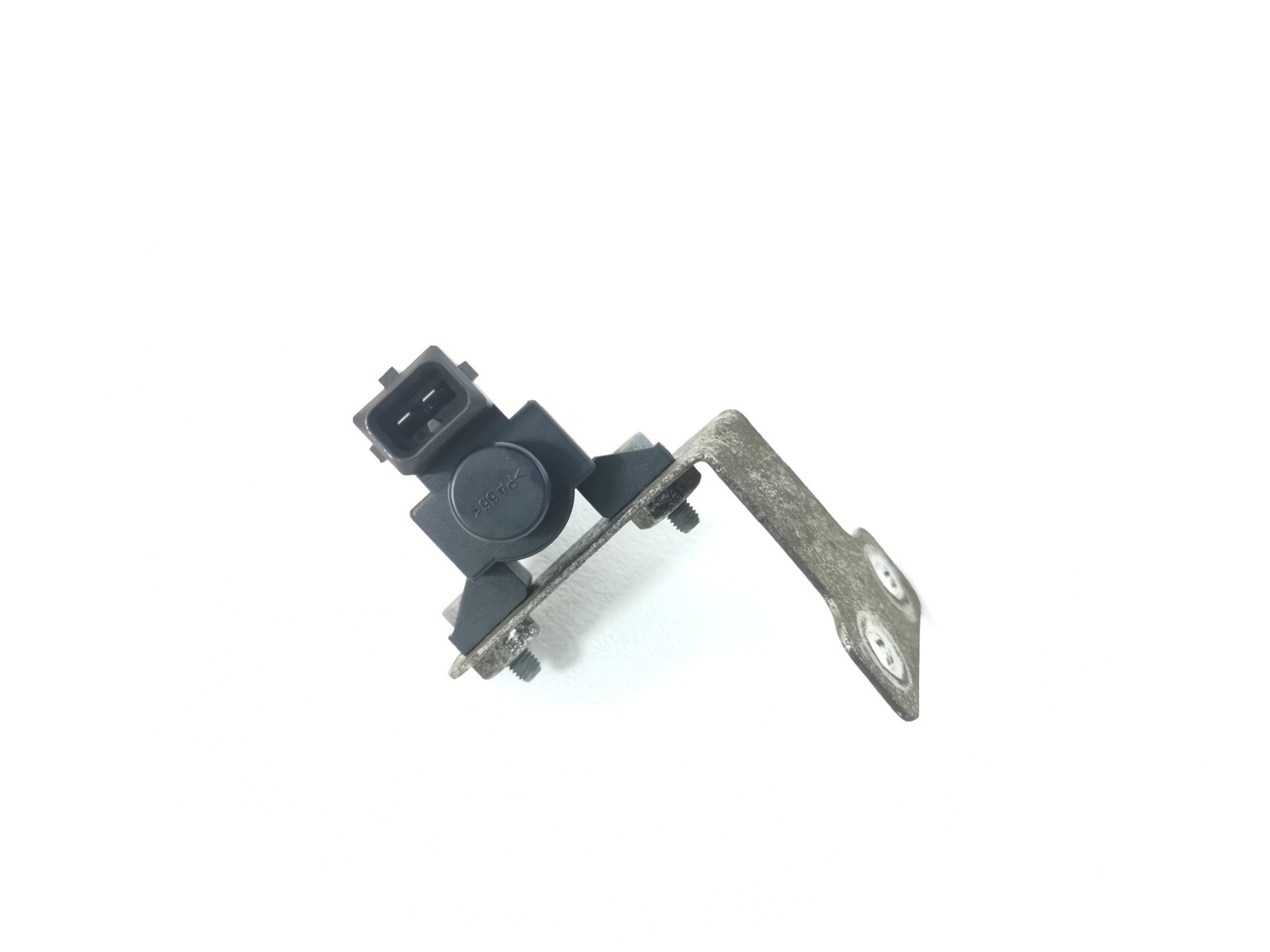Maserati Ghibli 3.0 L RWD Auto 2015 Exhaust Vacuum Salenoid Valve 670002843 OEM