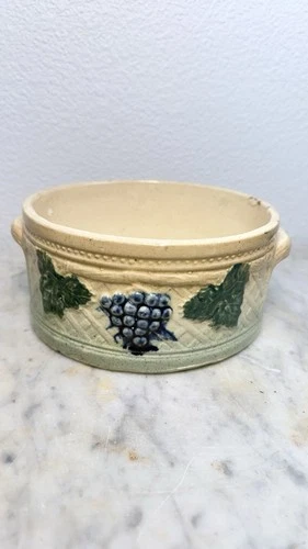 Vtg Grape Ware Brush McCoy Bowl 3.5”x7.5”