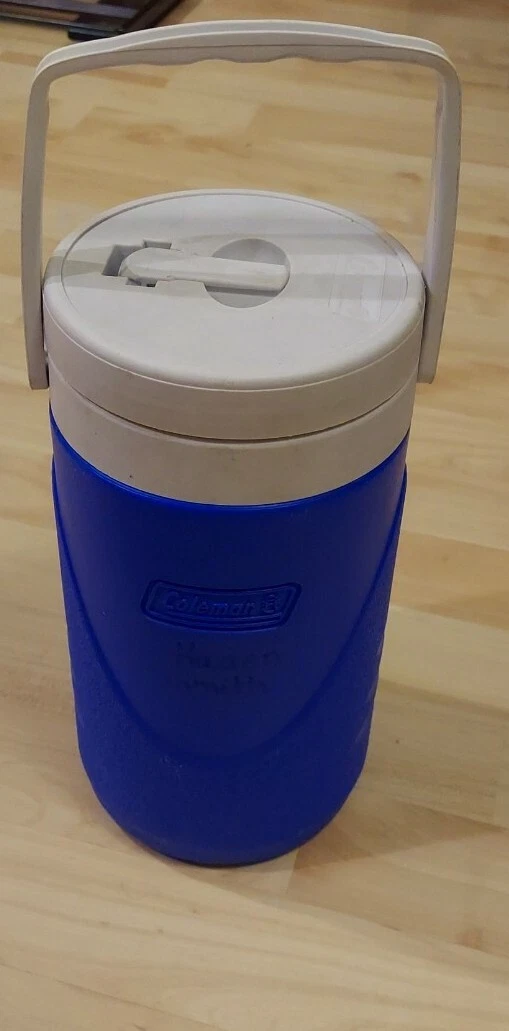 Coleman 1/2 Gallon Water Jug Beverage Cooler Rugged w/ Handle Blue