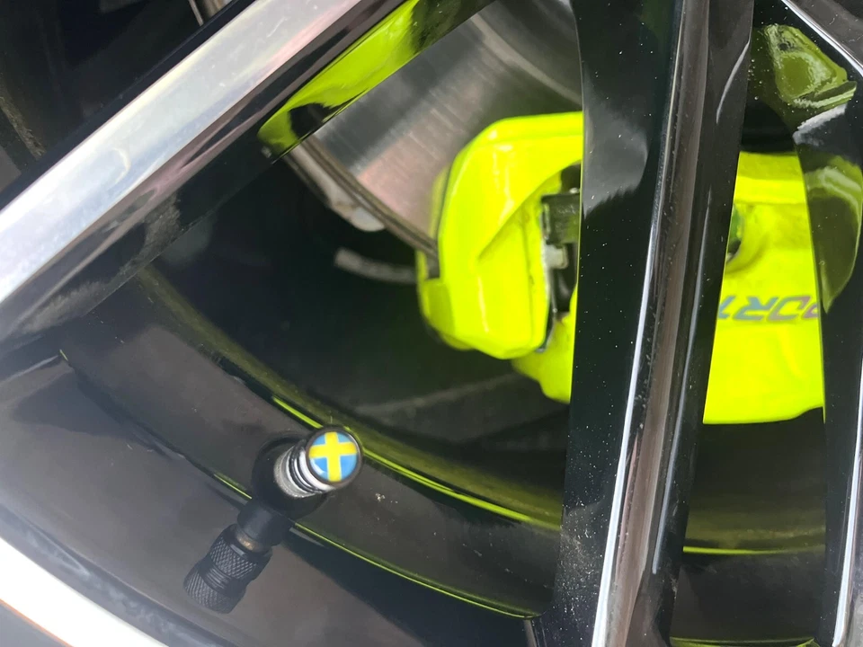 Juego de tapas de válvulas VOLVO todos los modelos bandera Suecia - Imagen 3 de 3