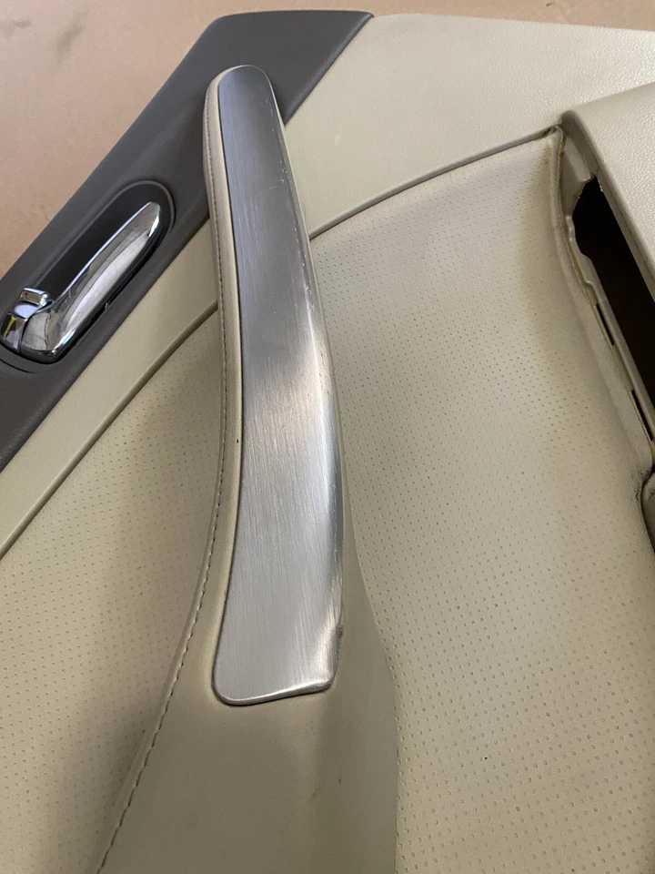 Infiniti G35 2005-2006 sedán conductor izquierdo puerta trasera tarjeta moldura panel OEM Foto 3 de 4