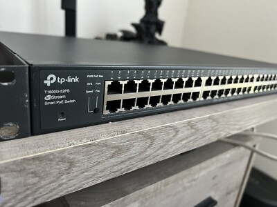 TP-Link JetStream 48-Port Gigabit Smart PoE+ Switch T1600G-52PS (TL-SG2452P)