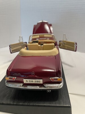 MAISTO MERCEDES BENZ 300 SLR Coupé échelle 1/18 moulé sous pression - Incomplet EUR 31,62