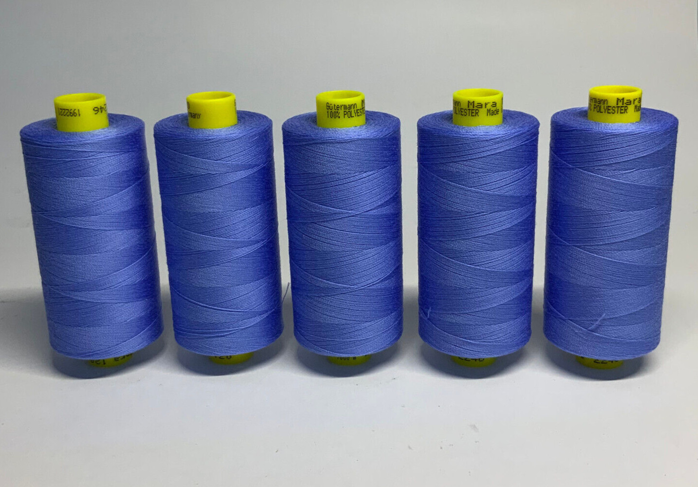 Fil à coudre résistant Gütermann Mara 120 en polyester anti-rupture pour des coutures invisibles