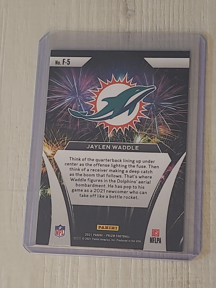 2021 Panini Prizm Jaylen Waddle FIREWORKS INSERT ROOKIE CARD! Dolphins. #F-5 - Image 2 of 2