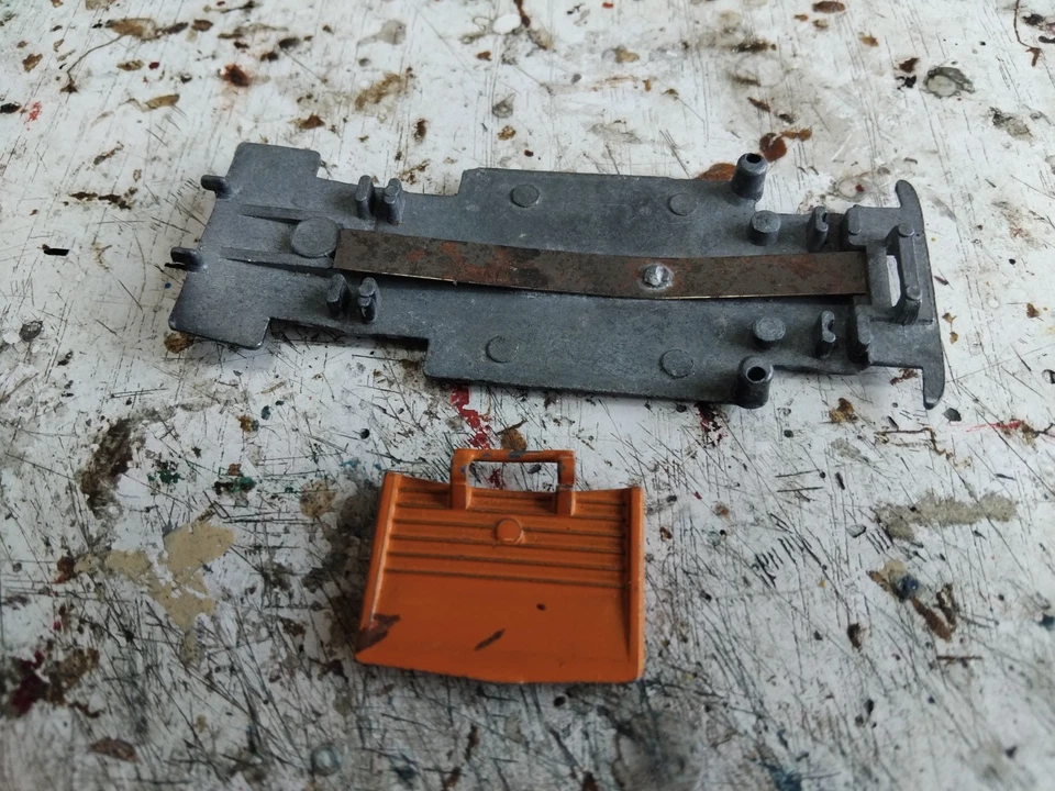 1/43 GAZ M24-01 Volga Spare Parts Progress USSR Kiev Vintage Soviet car USSR - Immagine 2 di 3