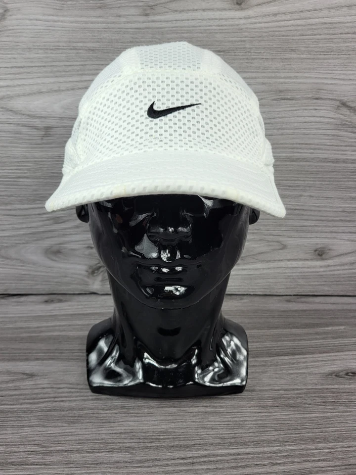 Gorra Nike Tailwind blanca malla Swoosh de colección 2000 y2k Dri-Fit Eminem Foto 3 de 4