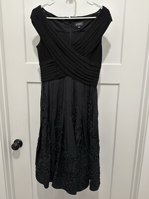 Adrianna Papell Matt Jersey Tafetta Dress Women's  6 Black Cocktail