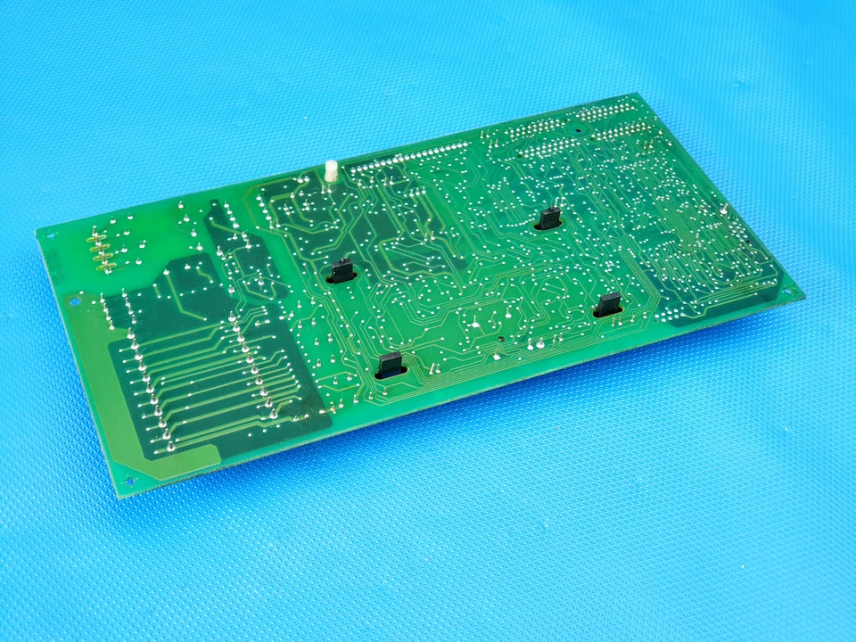 Frequenzumrichter board Danfoss 175H1431 DT5 aus VLT3004 - Bild 3 von 4