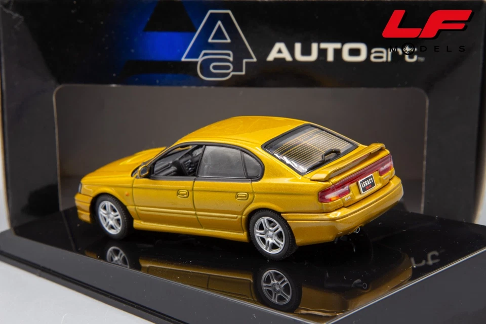 1:43 Subaru Legacy B4 1999 Gold - Autoart - Immagine 3 di 3