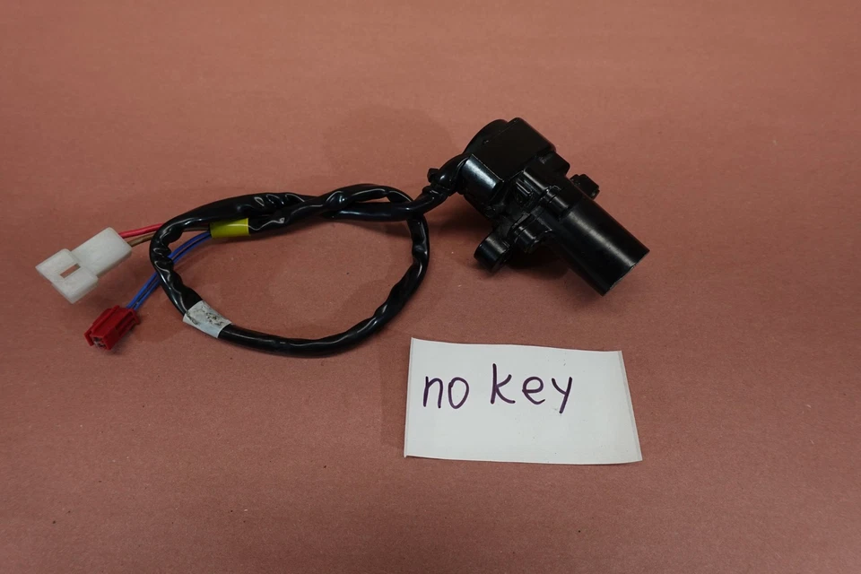 2004-2006 Yamaha YZF R1 interruptor de ignição trava sem chave - Imagem 2 de 4