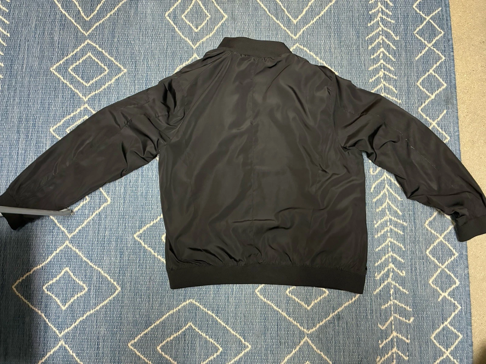 True Classic Men's Gray Bomber Jacket Full Zip Stand-Up Collar Size L Black - product detail image 3