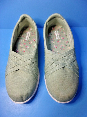 Skechers Gowalk Vegan Washable Canvas Slip-Ons Summer Love Sage Size 7.5 EUC