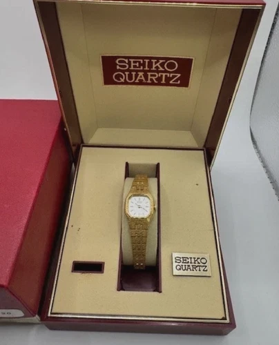 Vintage Seiko Quartz Gold-Tone Women’s Watch w/ Original Box