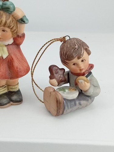 STUDIO HUMMEL CHRISTMAS NATIVITY ORNAMENTS - Picture 4 of 6