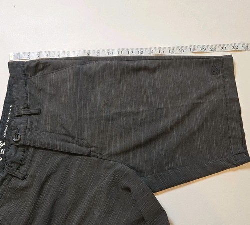 BillaBong Crossfire Shorts Mens 32 Black Submersibles Hybrid Swimtrunk Pockets E - Picture 8 of 8