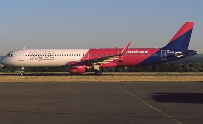 Orig.Aircraftslide/Dia   Wizz Air   A321-271NX   HA-LVH    ''not cut''