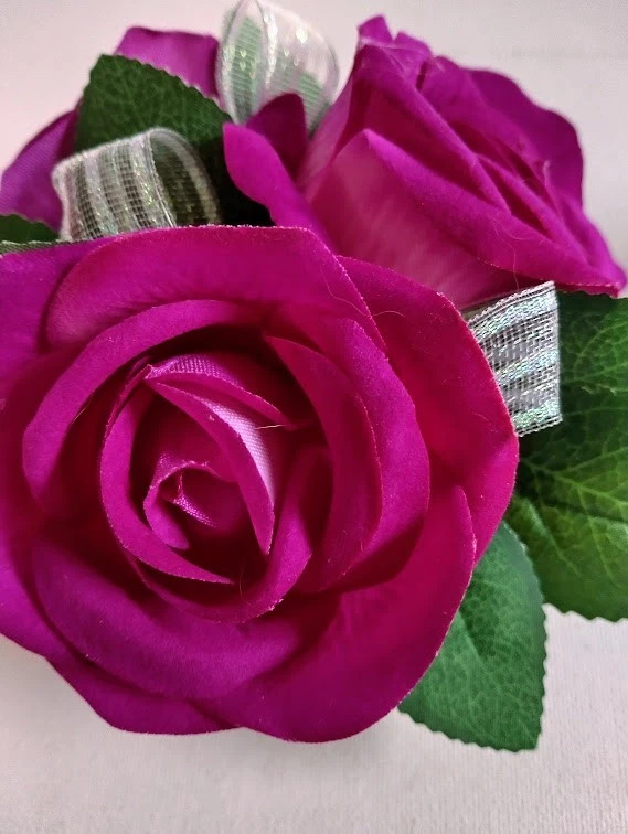 Hand Made wrist Corsage and boutonniere Set - Image 3 of 4