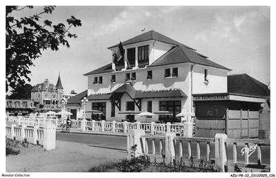 AZUP8-0622-22 - SAINT-QUAY-PORTRIEUX - Le Casino Postkarte Bretagne 22