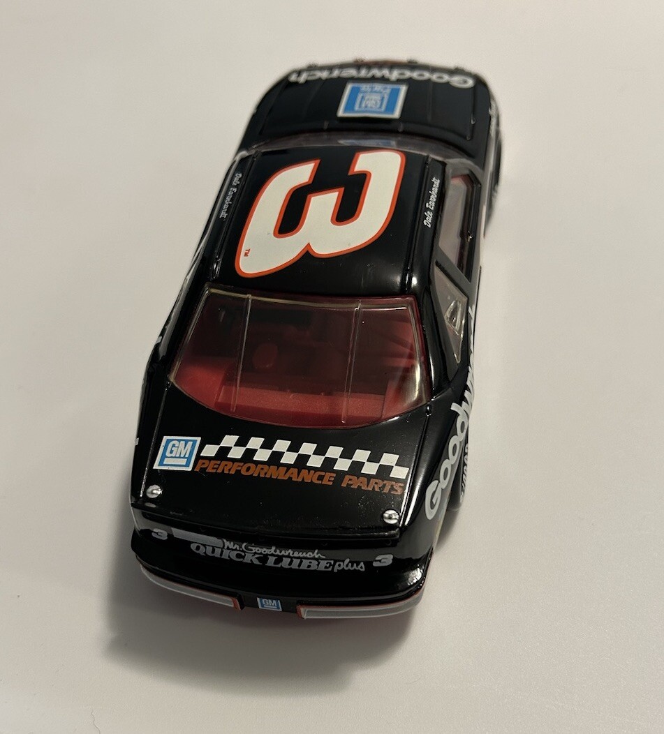 モノグラム 1/24 #3 goodwrench ルミナ ナスカー 完成品 Amazon.com: Monogram Dale Earnhardt #3 Goodwrench Lumina Car