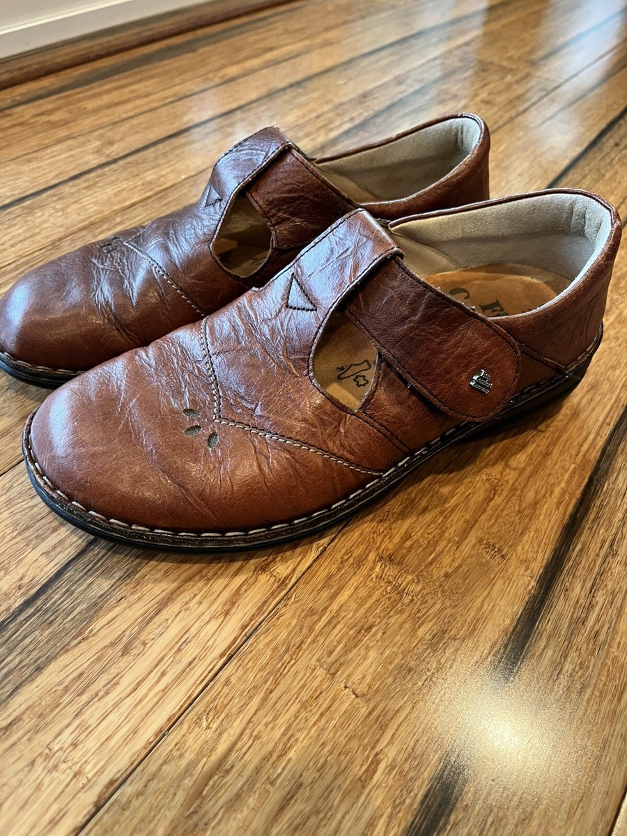 Finn Comfort Mary Jane Shoes Women display picture 3