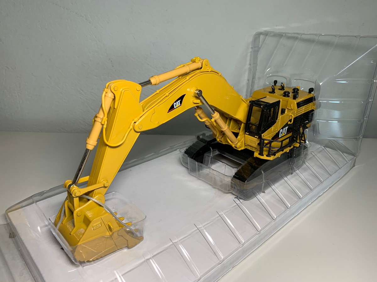 RARE CAT 1:50 5110B HYDRAULIC EXCAVATOR W/METAL TRACKS CAT-55098