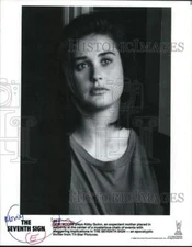 1988 Press Photo Demi Moore stars in an apocalyptic thriller "The Seventh Sign"