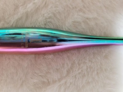 Furls crochet hook Aura size I
