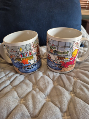 Suzy's Zoo Coffee Mug WEEKEND AT HOME Limited Edition SUNDAY RADIO LISTENING 2