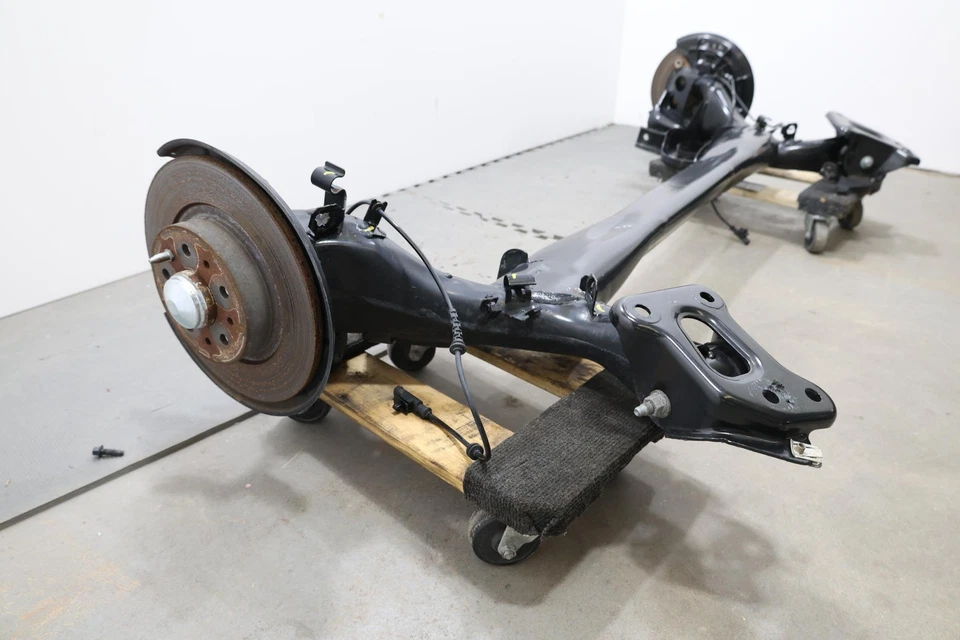 2017 - 2020 FIAT 500L REAR AXLE BEAM CROSSMEMBER OEM - Image 2 of 4