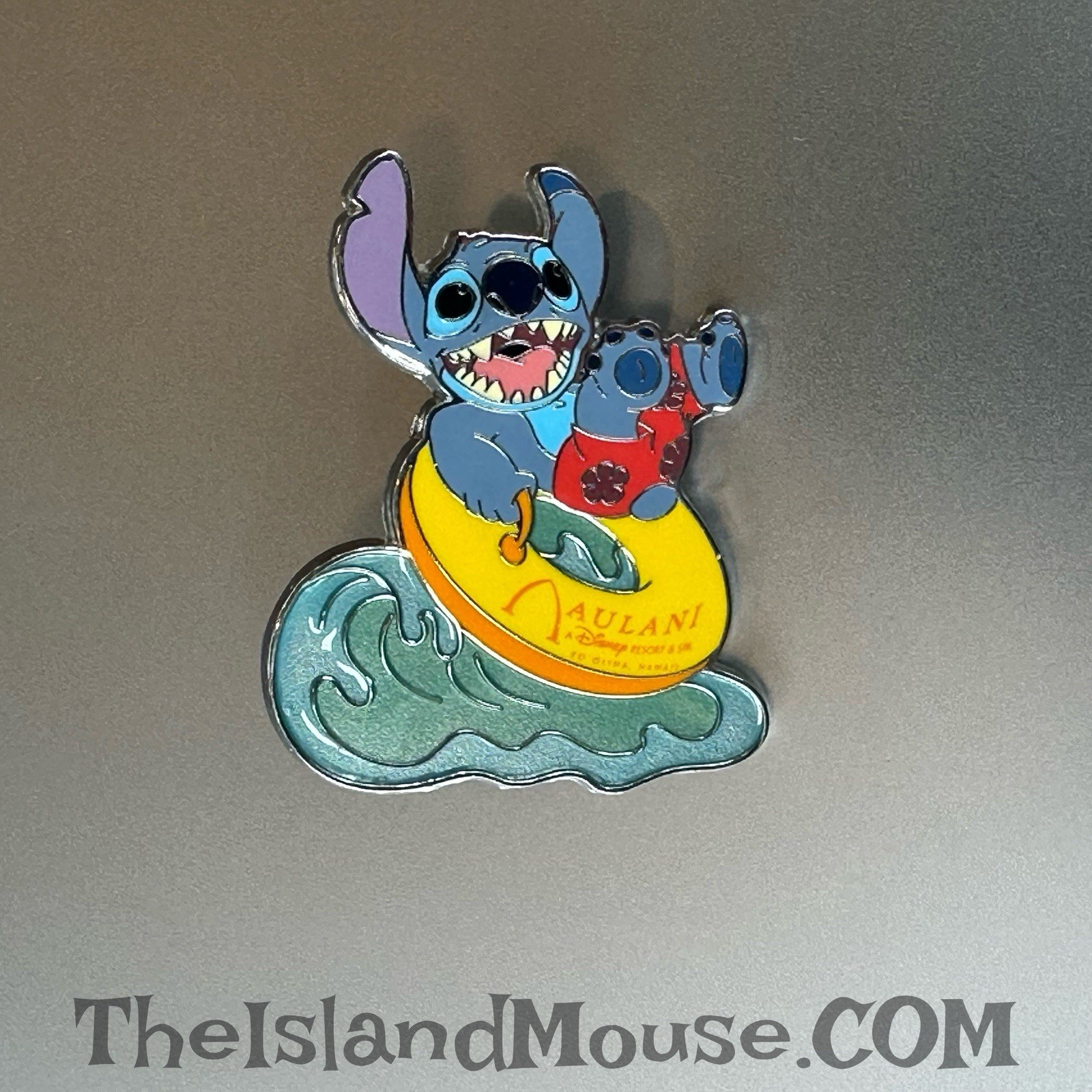 DISNEY AULANI RESORT & SPA DVC LILO & STITCH, STITCH FLOATING ON INNER TUBE PIN