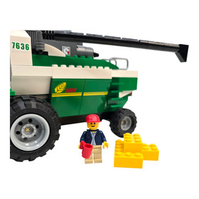LEGO City #7636 Combine Harvester 100% Complete w/ Instruction & Minifigure