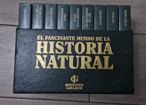 Colección de cintas VHS El Fascinante Mundo de la Historia Natural del Instituto