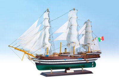 SEACRAFT GALLERY Amerigo Vespucci Painted 93cm Wooden Model Ship Boat