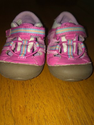 stride rite wide baby shoes