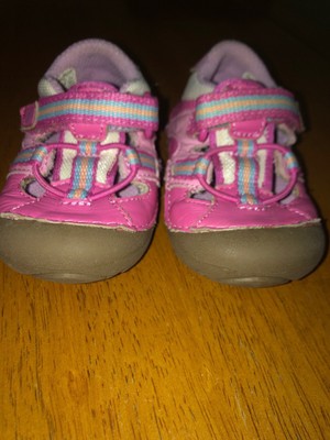 stride rite wide baby shoes