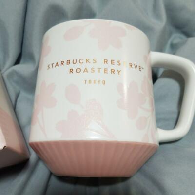 Starbucks Reserve Roastery 2022 Sakura White Pleated Mug 355ml New
