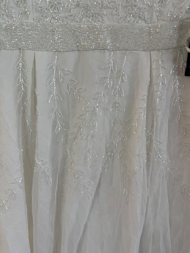 Adrianna Papell White Sleeveless V-Neck Beaded Embroidered Formal Gown Size 12 - Picture 4 of 6
